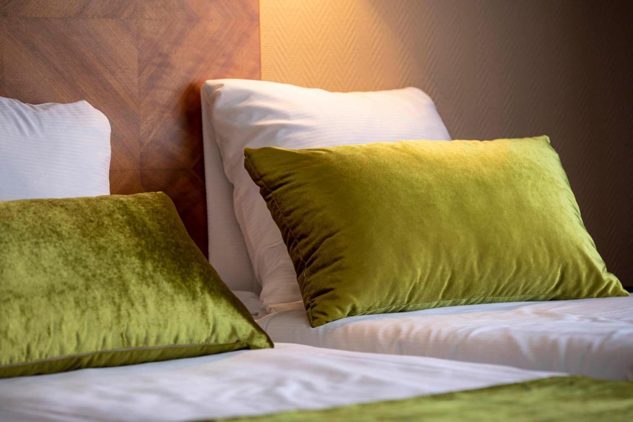 The Alfred Hotel Amsterdam Bagian luar foto