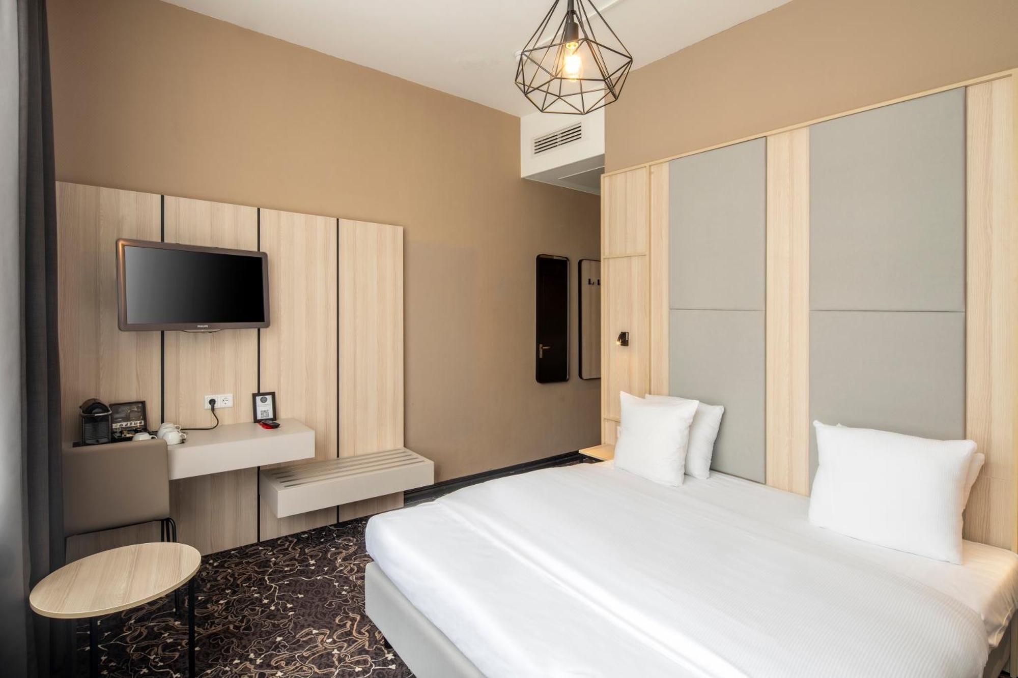 The Alfred Hotel Amsterdam Bagian luar foto