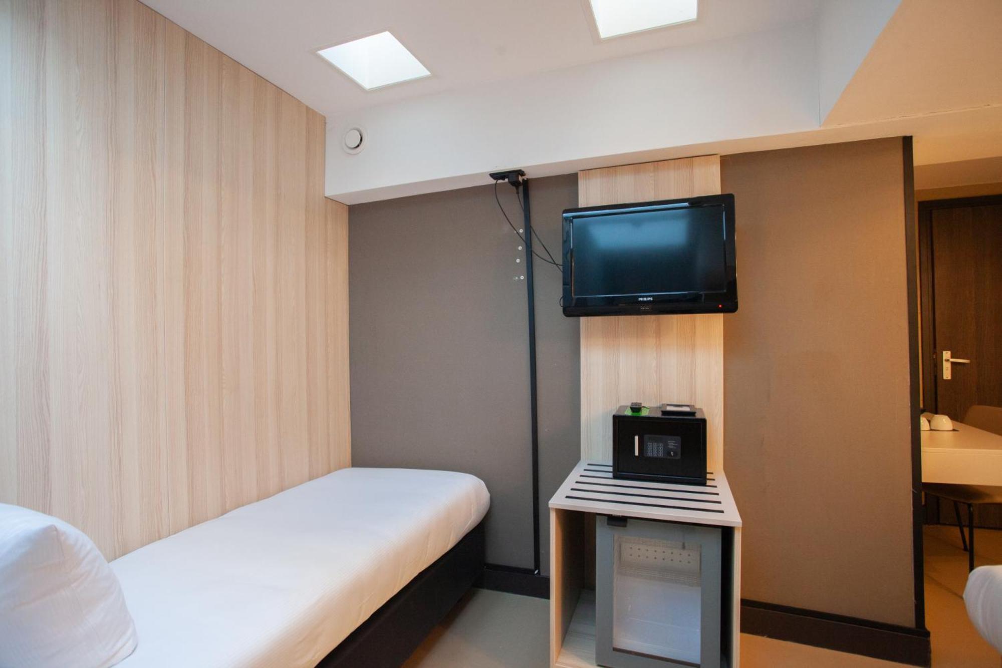 The Alfred Hotel Amsterdam Bagian luar foto