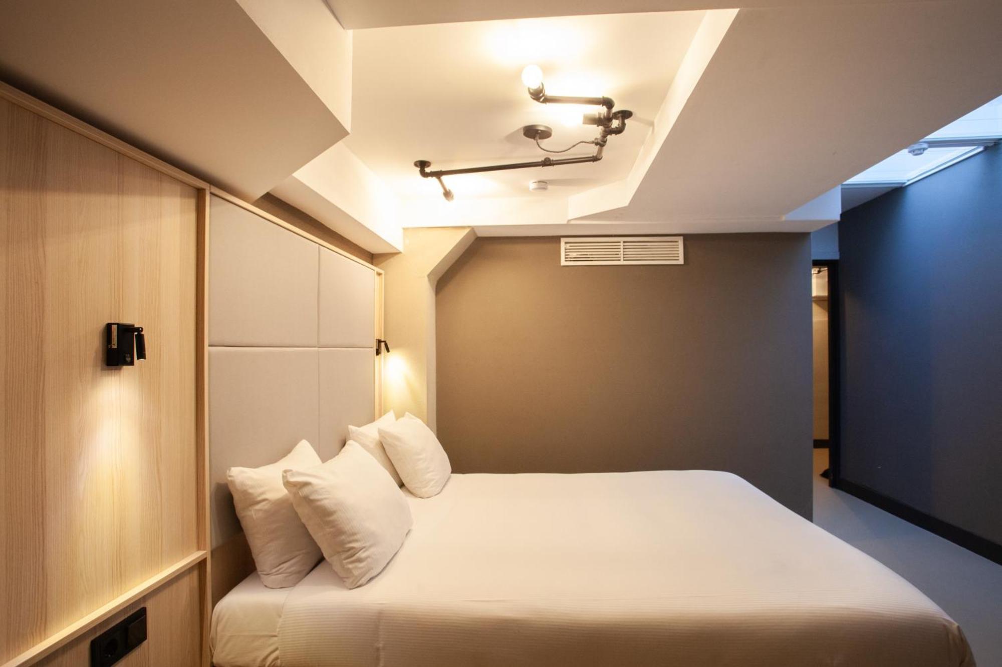 The Alfred Hotel Amsterdam Bagian luar foto