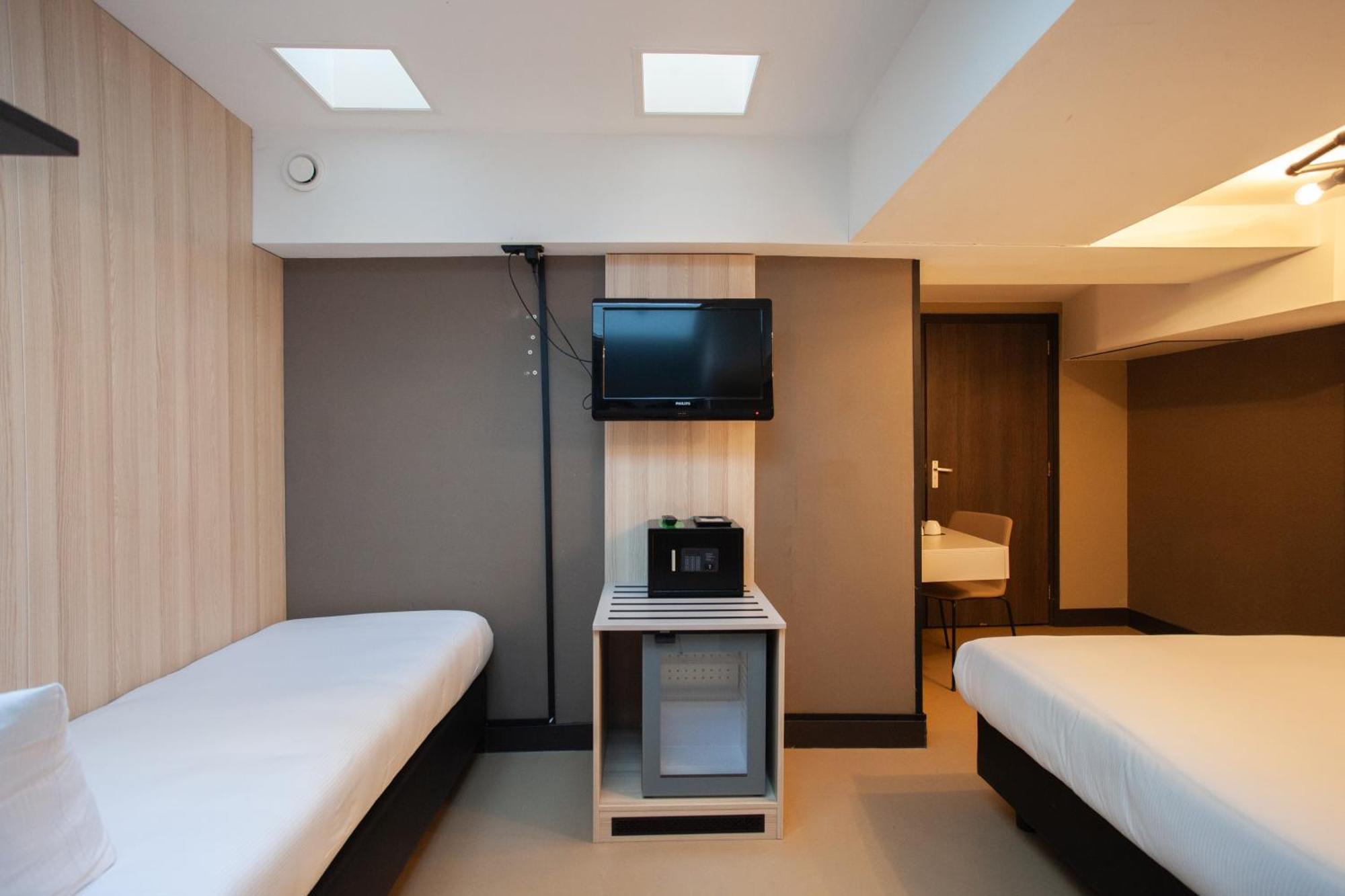 The Alfred Hotel Amsterdam Bagian luar foto